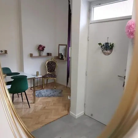 Fand Center Luxury *