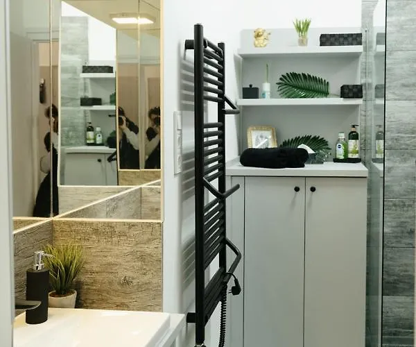 Fand Center Luxury Segedyn